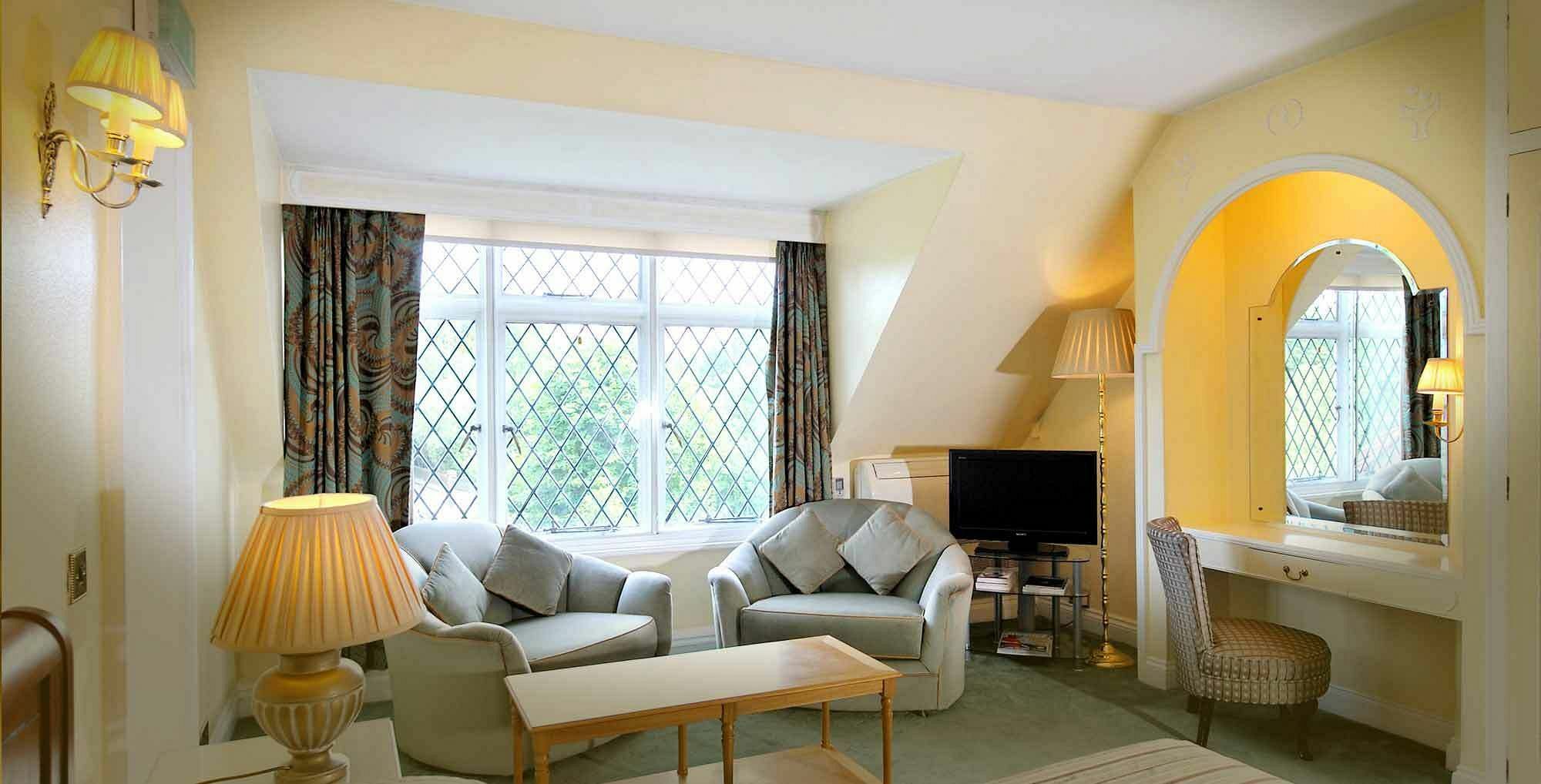 The French Horn Hotell Reading Exteriör bild